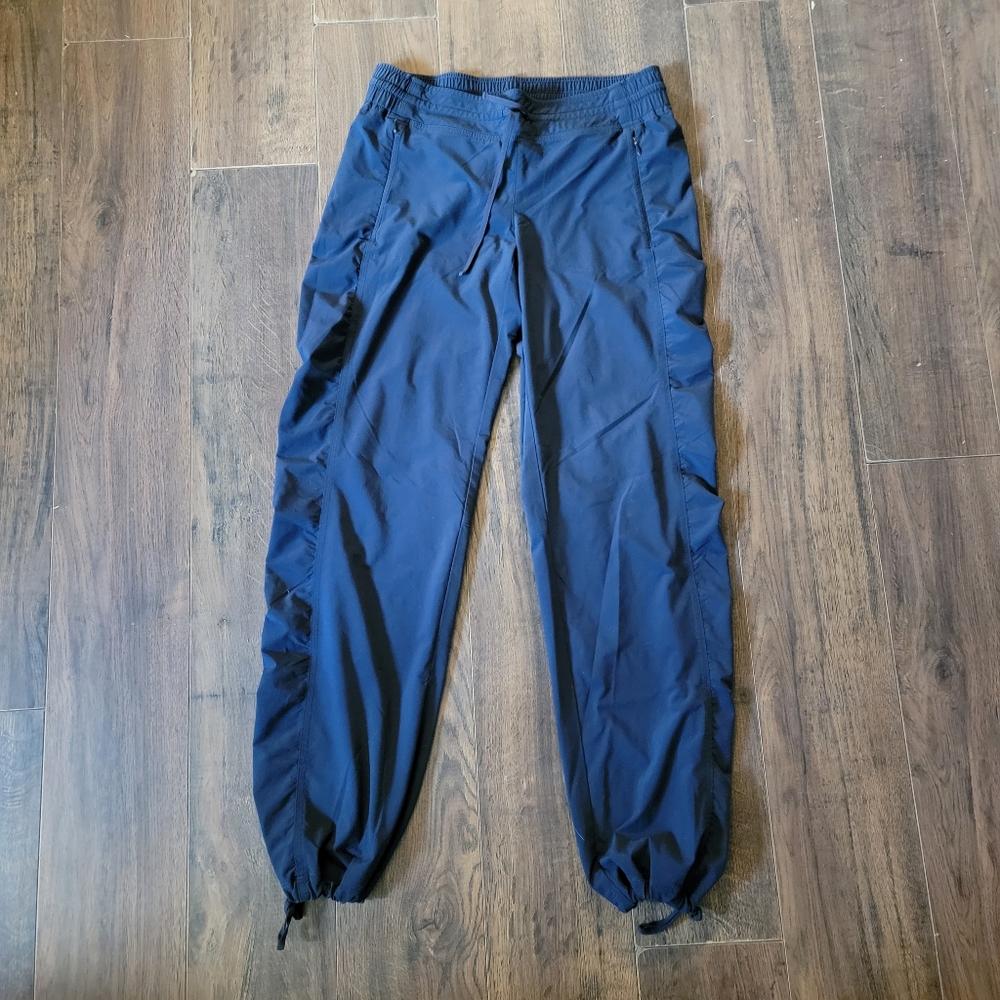 Athleta LA Viva Navy Blue Jogger Pants